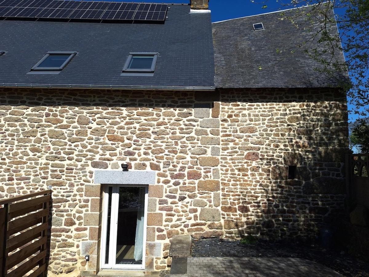 Au Lutin Pomme - Maison De Vacances Bretagne Mellé Kültér fotó