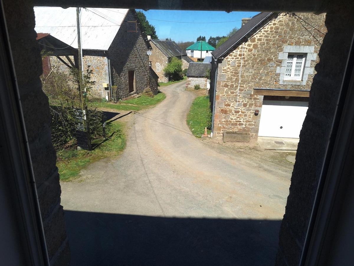 Au Lutin Pomme - Maison De Vacances Bretagne Mellé Kültér fotó