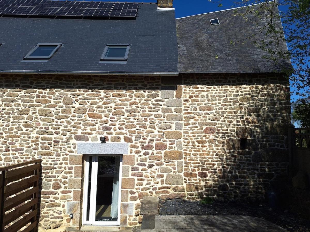 Au Lutin Pomme - Maison De Vacances Bretagne Mellé Kültér fotó