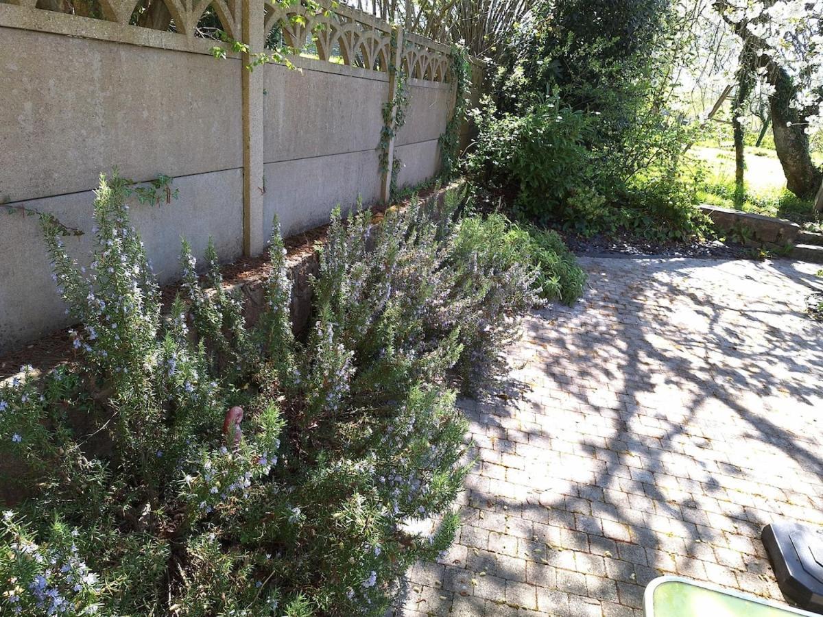 Au Lutin Pomme - Maison De Vacances Bretagne Mellé Kültér fotó